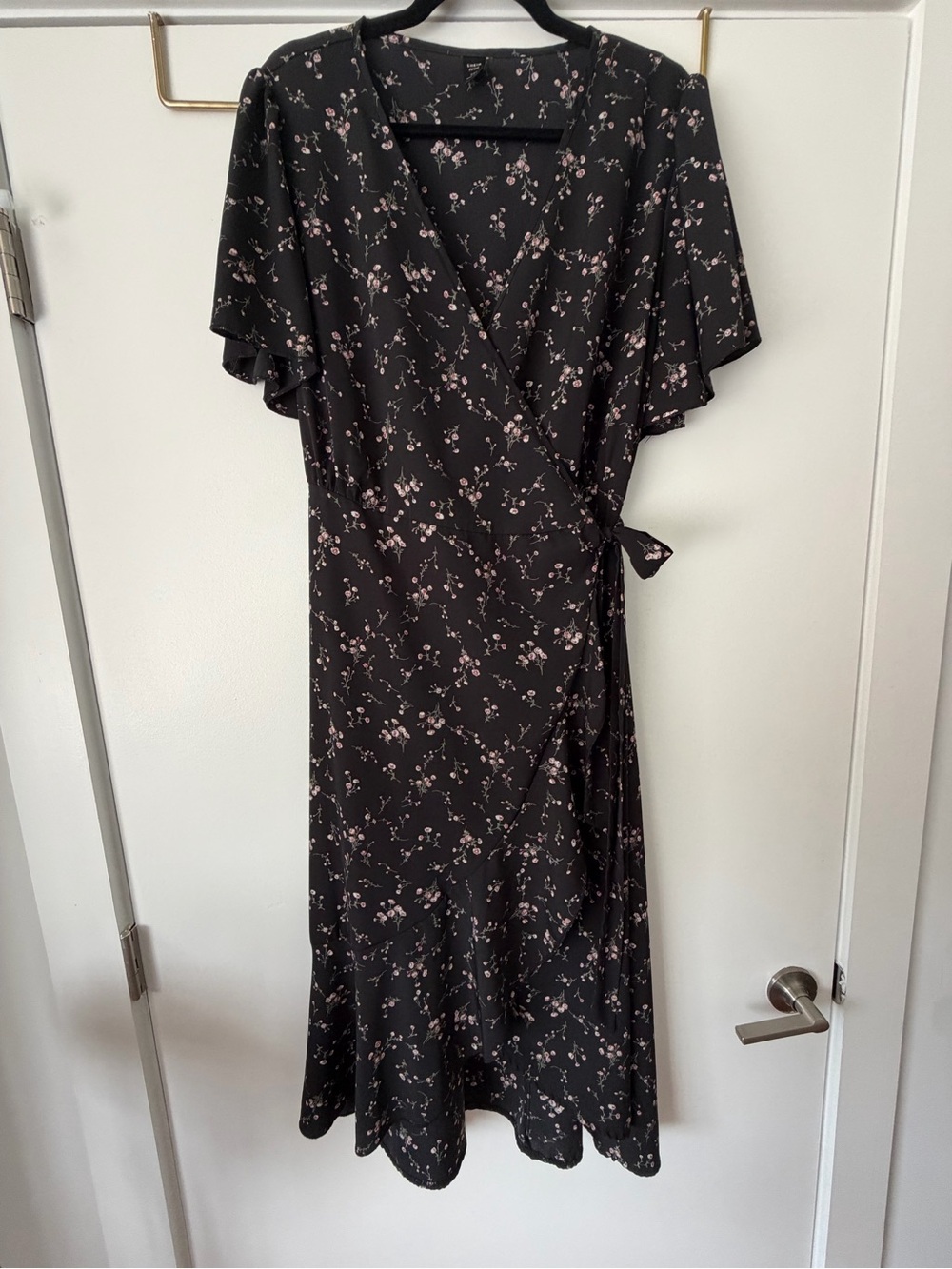 SHEIN Black Midi Wrap Dress with Pink Floral Print